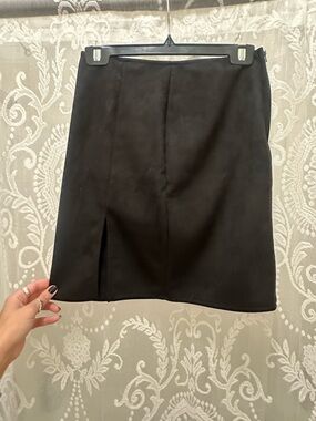 Windsor Black Mini Skirt with Front Slit